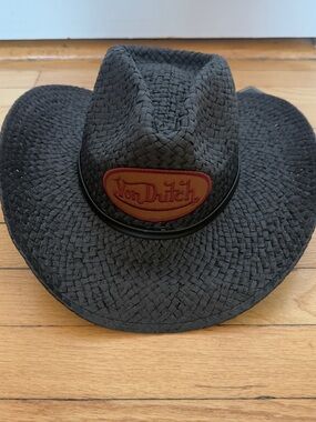 Von Dutch Black Straw Western Hat with Red Patch